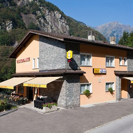 Hotel Al Lago Vogorno Bagian luar foto